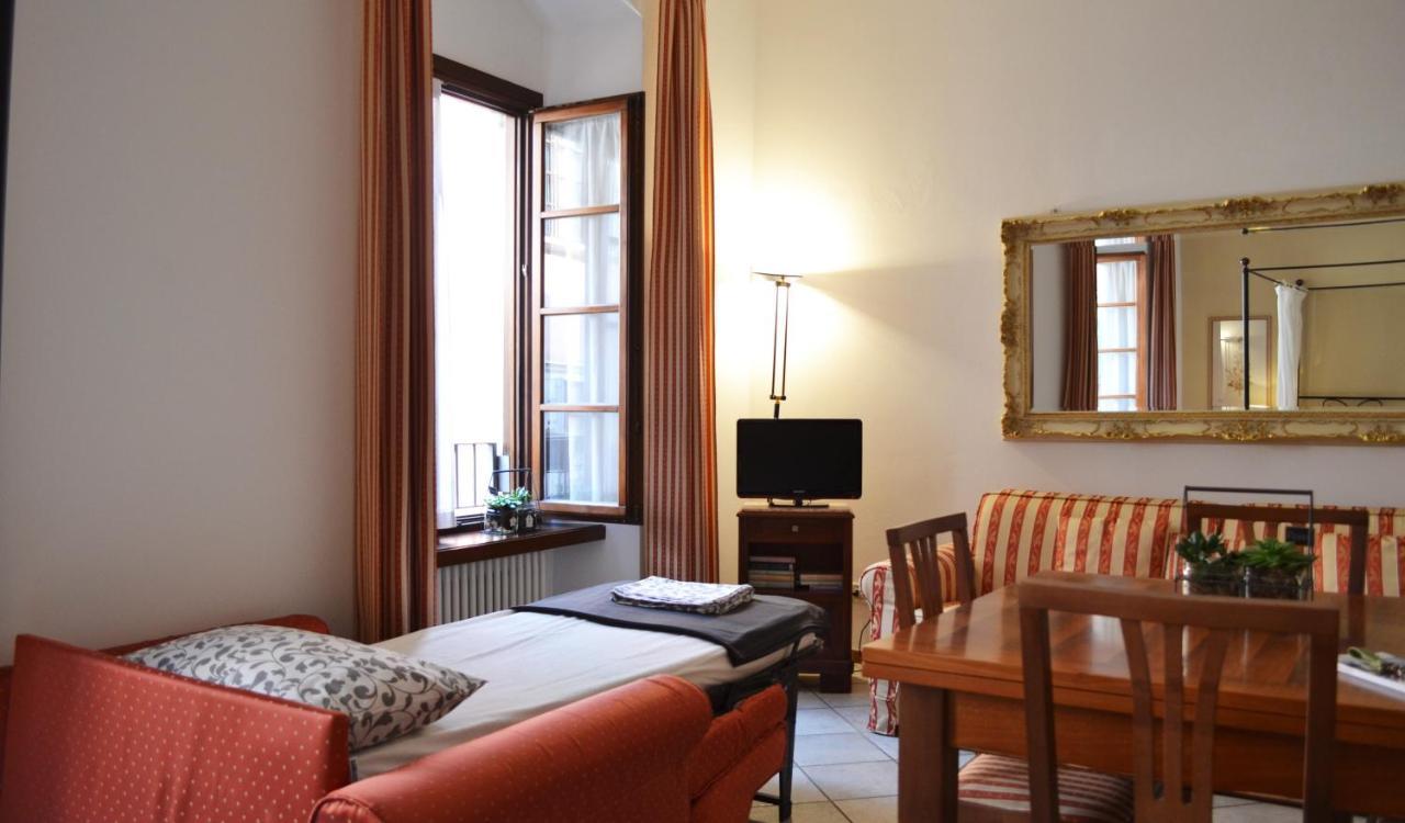 My Suite Home - Riva Del Garda Bagian luar foto