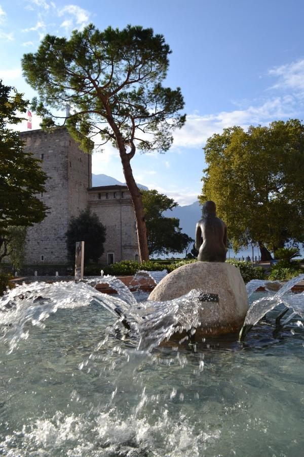 My Suite Home - Riva Del Garda Bagian luar foto